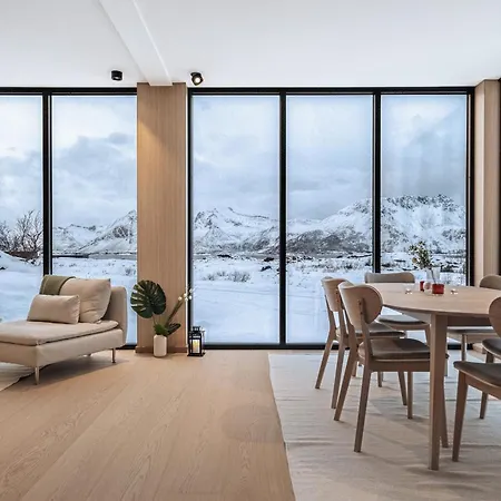 Stunning Lofoten With Views&jacuzzi Lyngværet